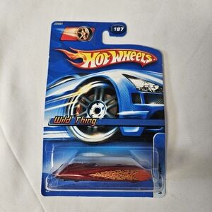 Hot Wheels Wild Thing Red Toy Car‎